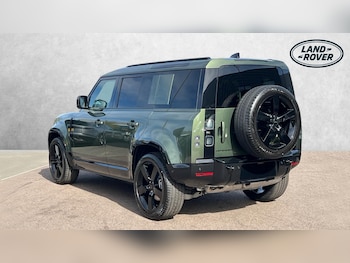 Used Land Rover Defender 2026 for sale - 78402882: Photo