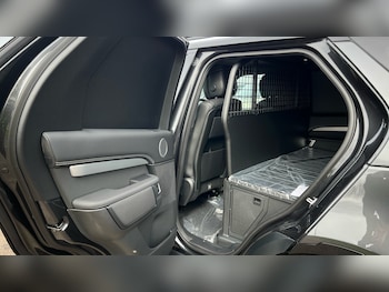 Used Land Rover Discovery 2026 for sale - 77906364: Photo