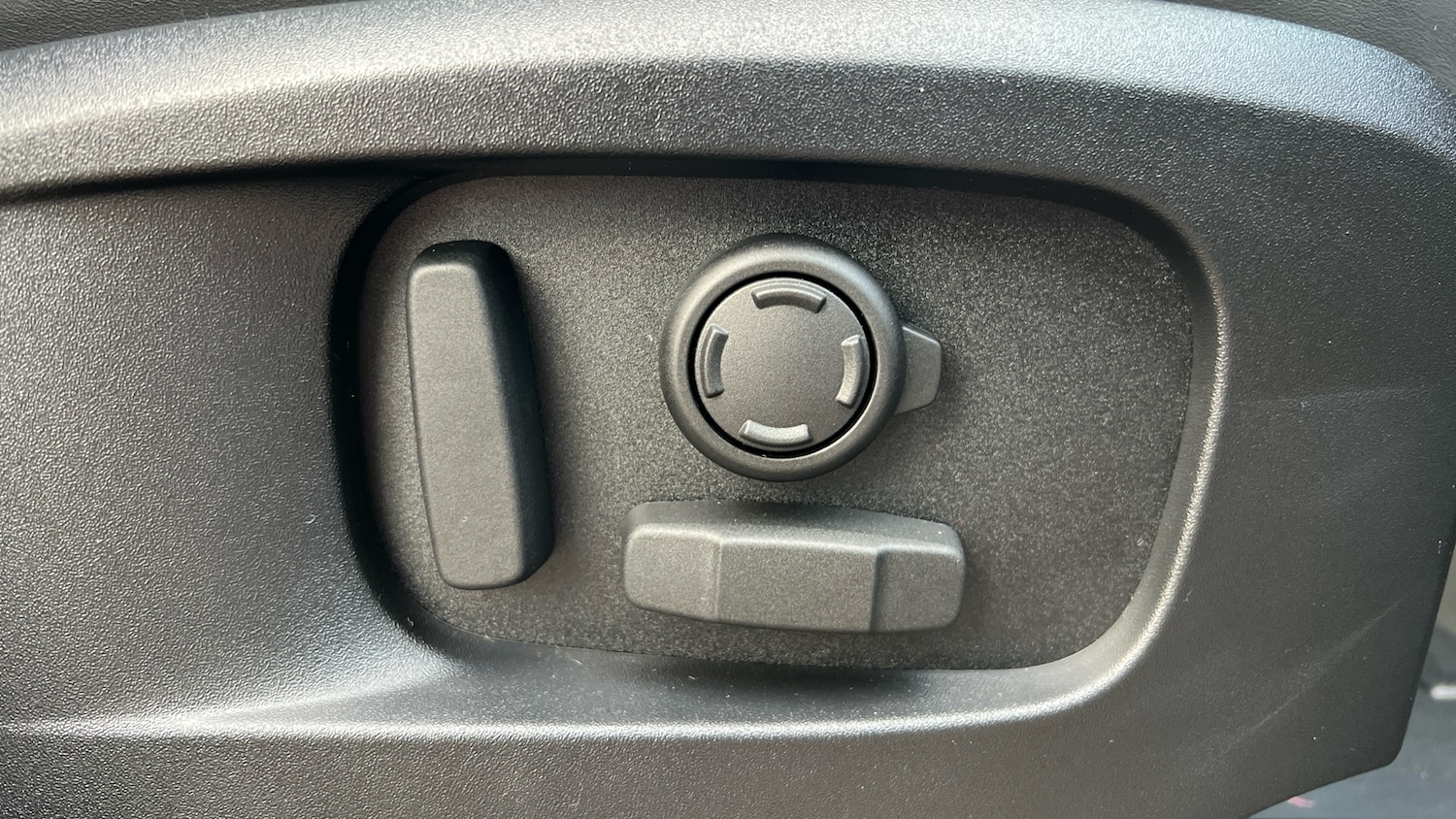 Used Land Rover Defender for sale - 77385125: Photo 22