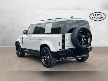 Used Land Rover Defender 2026 for sale - 77385125: Photo