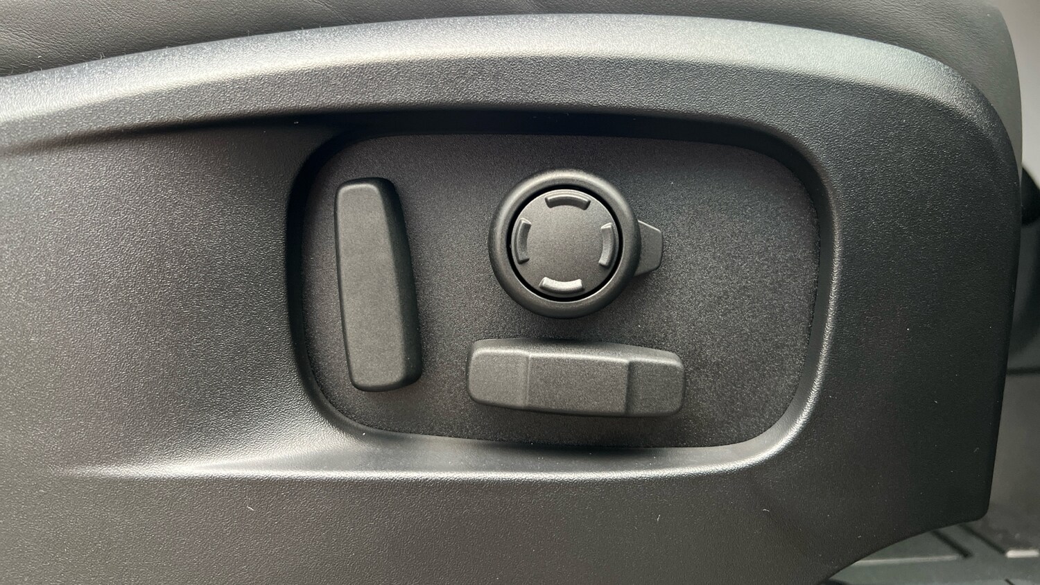 Used Land Rover Defender for sale - 76510592: Photo 22