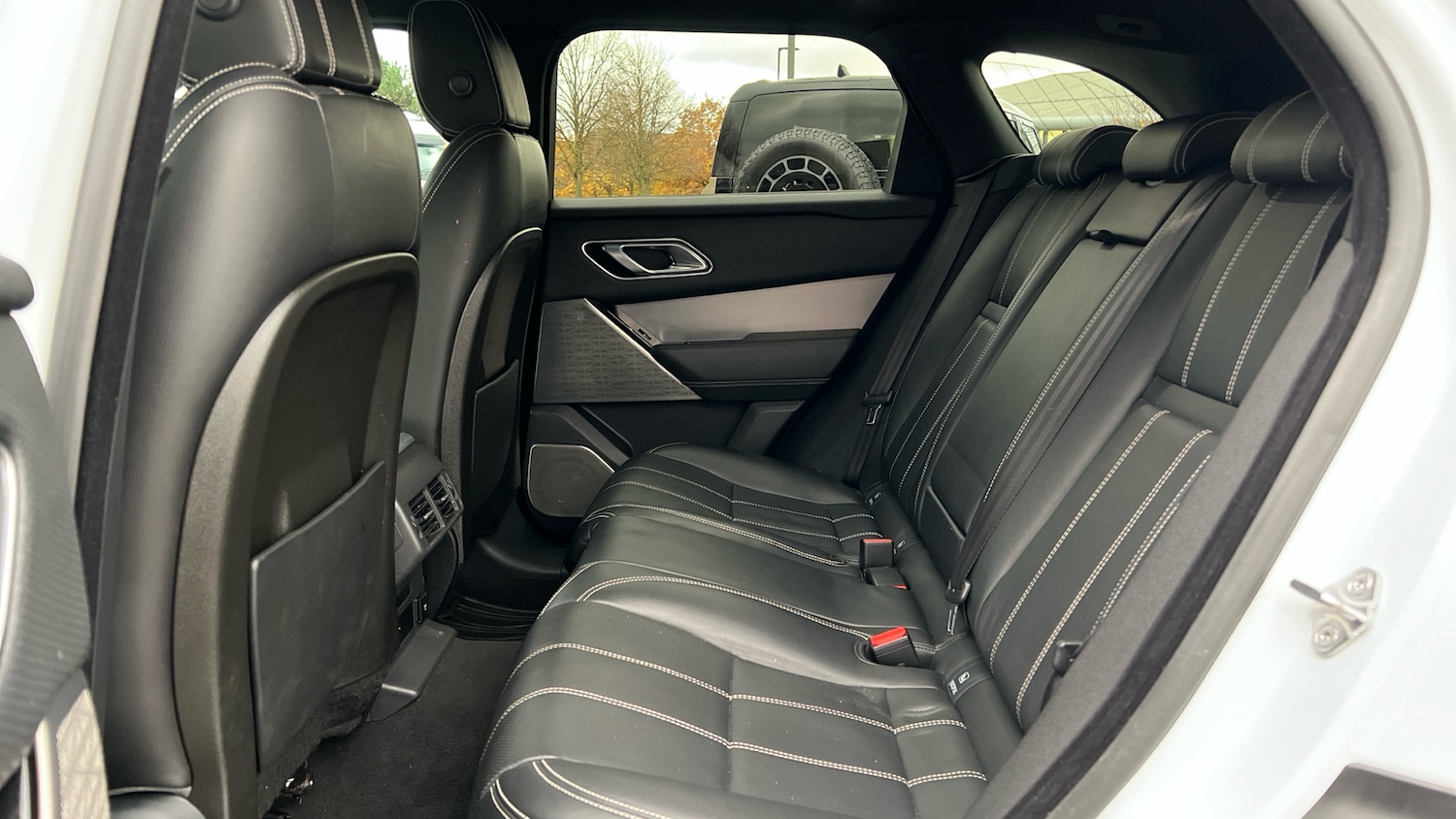 Used Land Rover Range Rover Velar 2019 for sale - 76497148: Photo 4