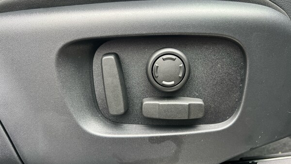 Used Land Rover Discovery Sport for sale - 76106941: Photo 22