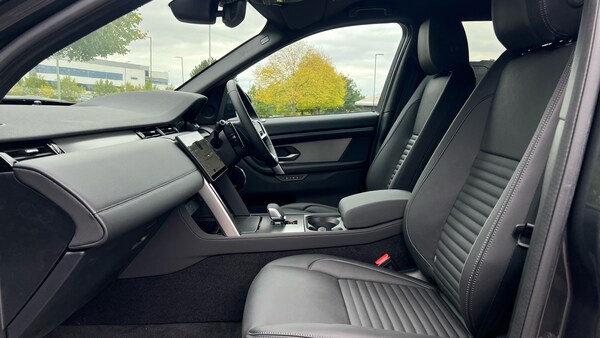 Used Land Rover Discovery Sport for sale - 76106941: Photo 3