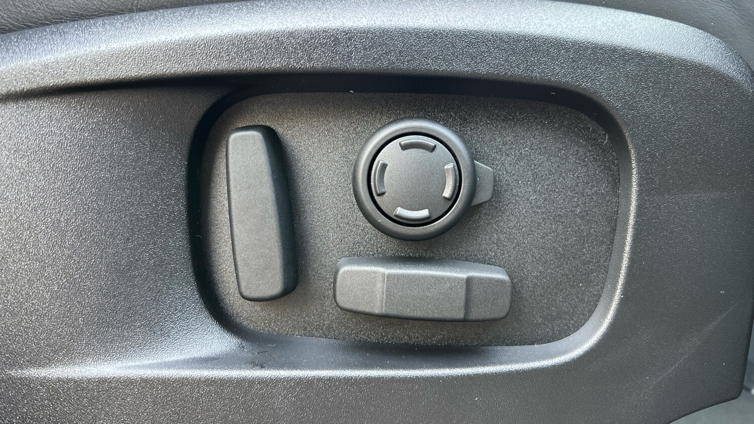 Used Land Rover Defender for sale - 77508683: Photo 22