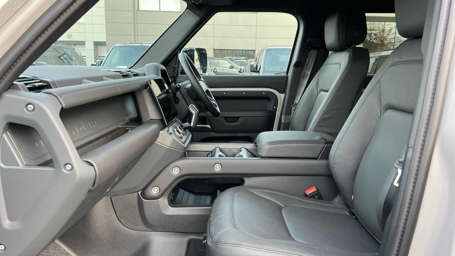 Used Land Rover Defender for sale - 77508683: Photo 3