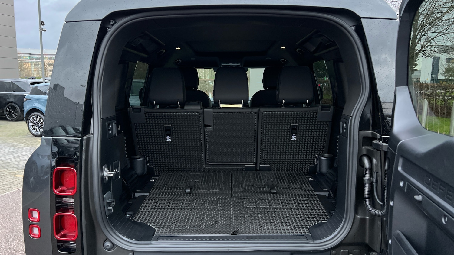 Used Land Rover Defender for sale - 77173275: Photo 10