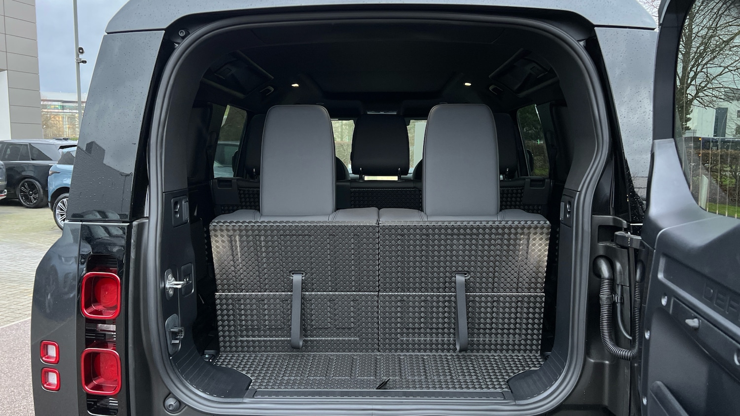 Used Land Rover Defender for sale - 77173275: Photo 21