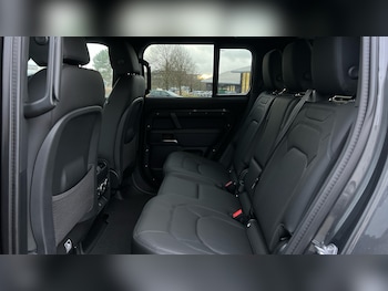 Used Land Rover Defender 2025 for sale - 77173275: Photo