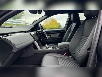 Used Land Rover Discovery Sport 2025 for sale - 76387079: Photo
