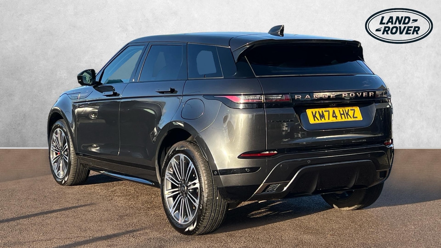 Used Land Rover Range Rover Evoque 2024 for sale - 77189181: Photo 2