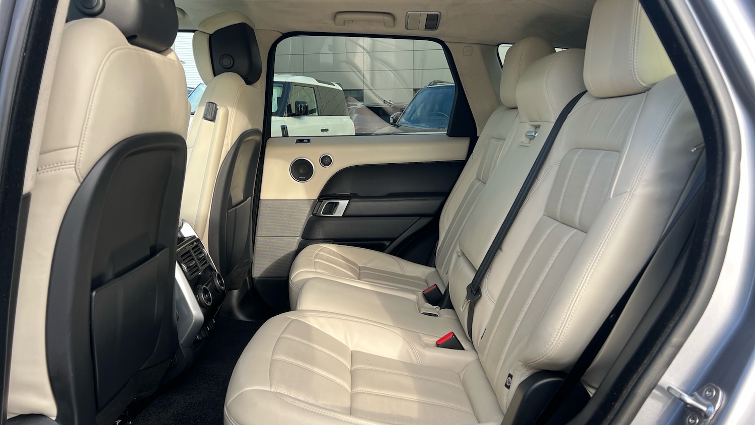 Used Land Rover Range Rover Sport 2020 for sale - 76643230: Photo 4