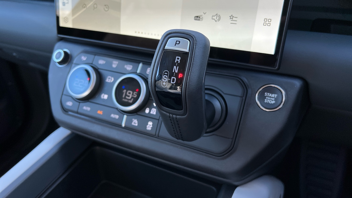 Used Land Rover Defender for sale - 78045729: Photo 13