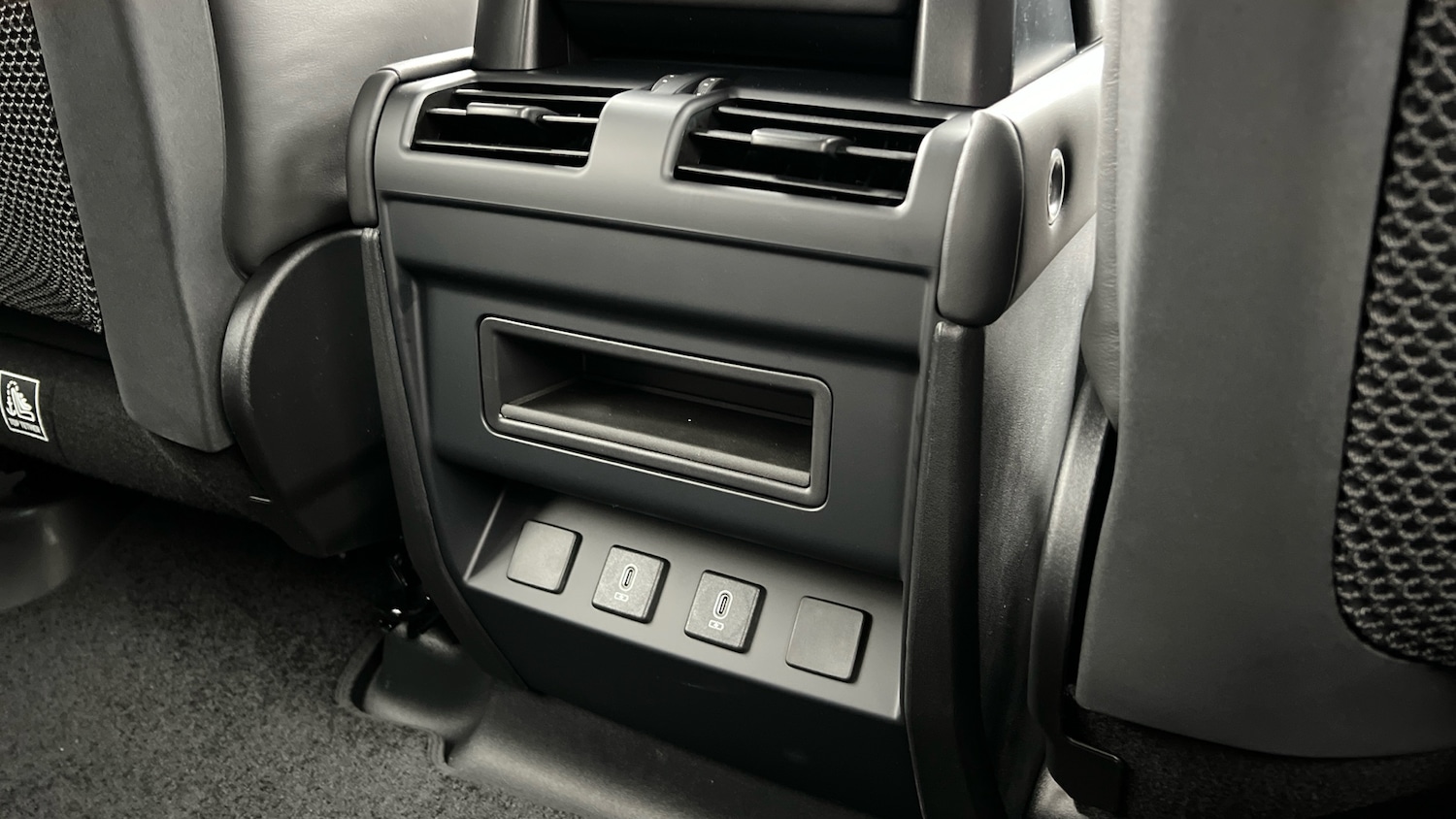 Used Land Rover Defender for sale - 77140541: Photo 18