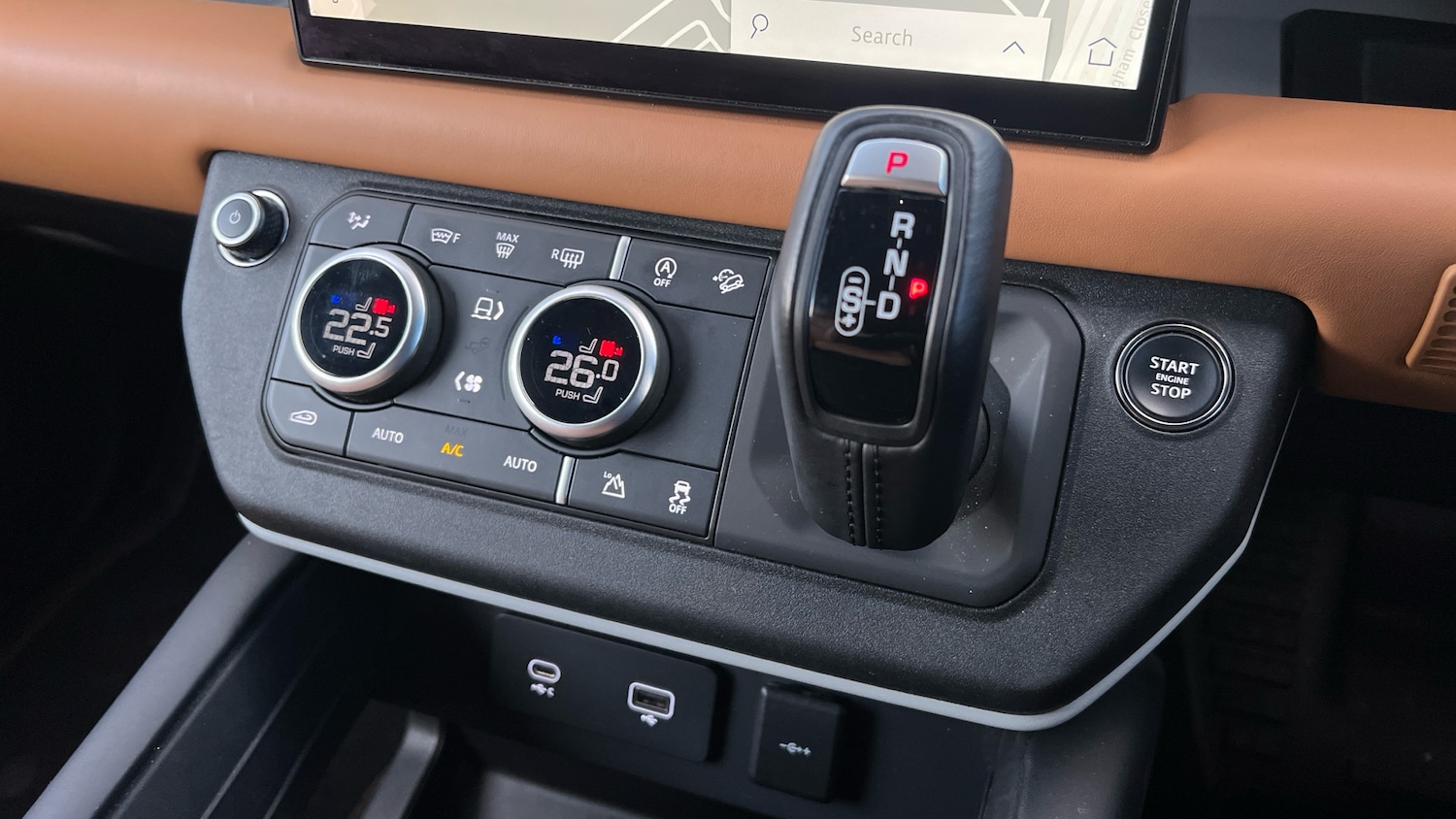 Used Land Rover Defender 2023 for sale - 76986735: Photo 13