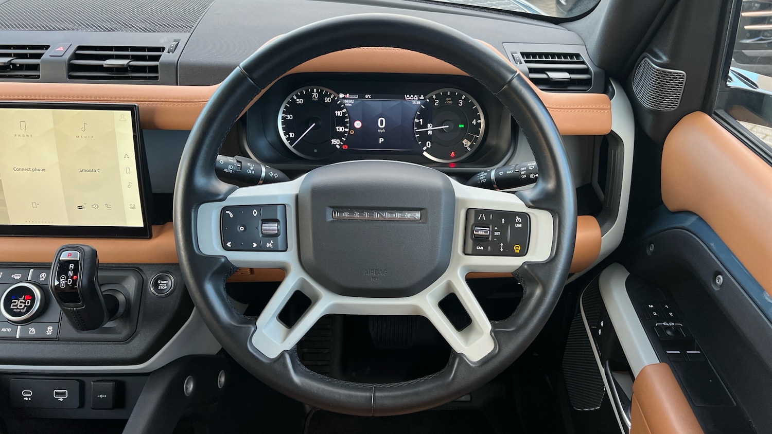 Used Land Rover Defender 2023 for sale - 76986735: Photo 15