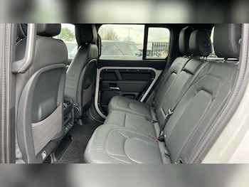 Used Land Rover Defender 2026 for sale - 78045730: Photo