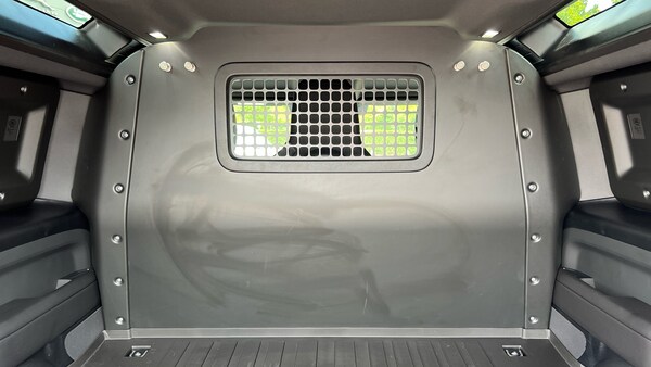 Used Land Rover Defender 2025 for sale - 75587417: Photo 18
