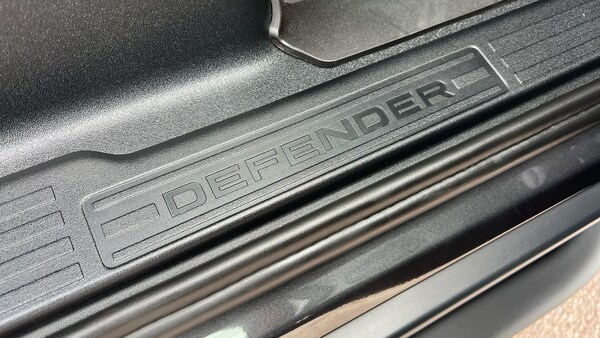 Used Land Rover Defender 2025 for sale - 75587417: Photo 24