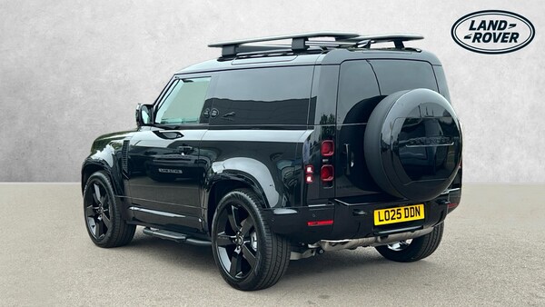 Used Land Rover Defender 2025 for sale - 75587417: Photo 2