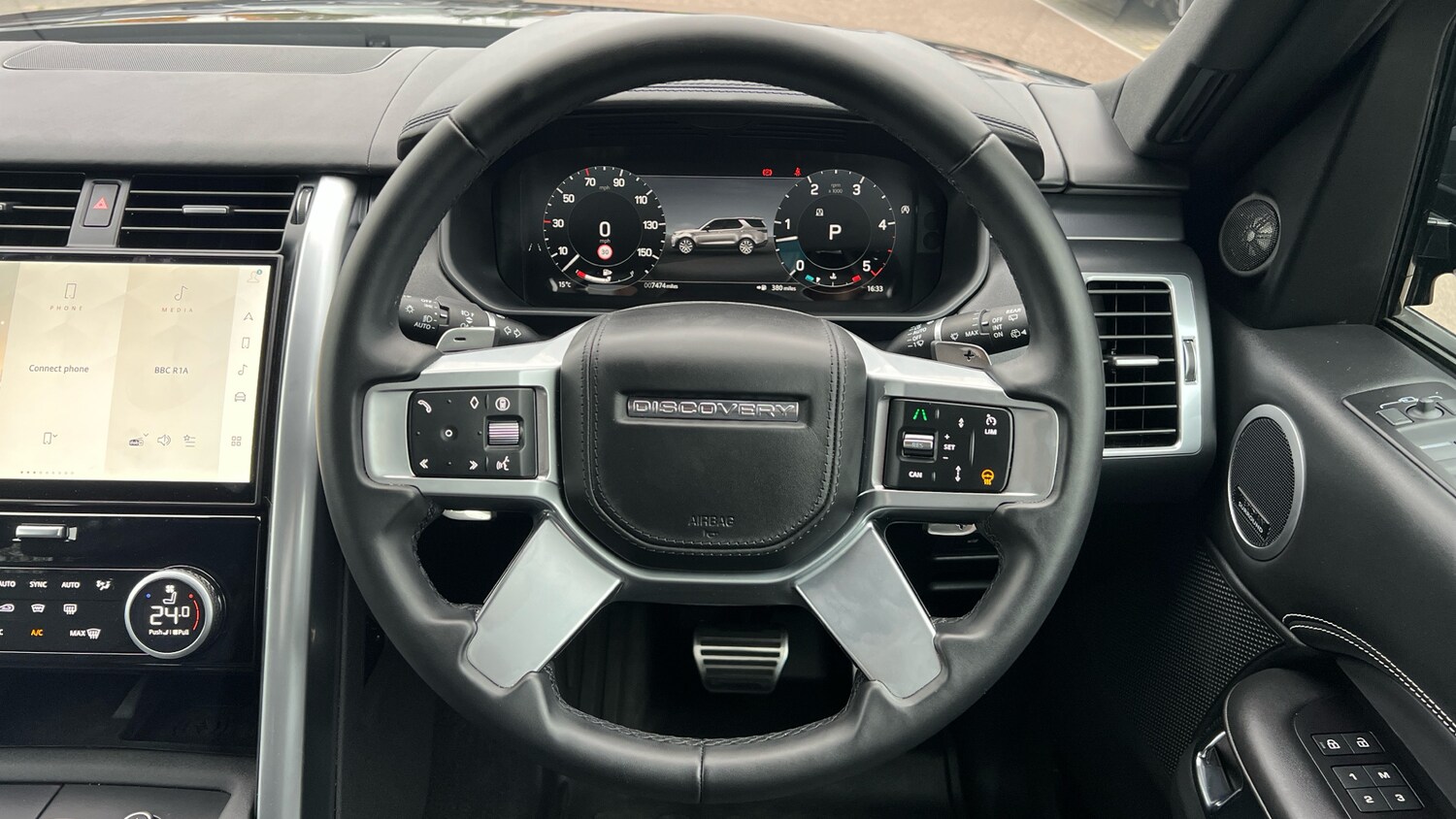 Used Land Rover Discovery 2025 for sale - 76106977: Photo 15