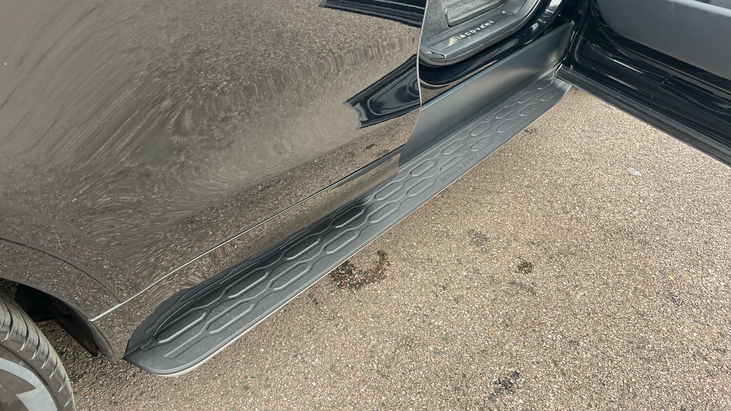 Used Land Rover Discovery 2025 for sale - 76106977: Photo 24