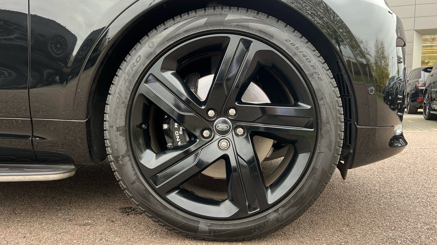 Used Land Rover Discovery 2025 for sale - 76106977: Photo 8