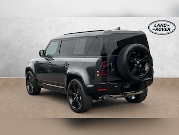 Used Land Rover Defender 2025 for sale - 77610449: Photo