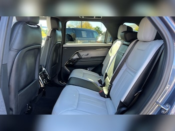Used Land Rover Range Rover Sport 2024 for sale - 76040501: Photo 4