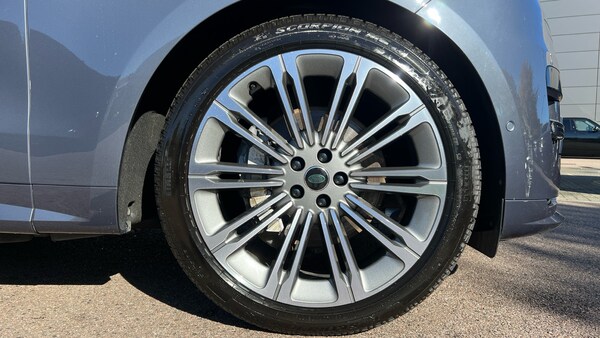 Used Land Rover Range Rover Sport 2024 for sale - 76040501: Photo 8