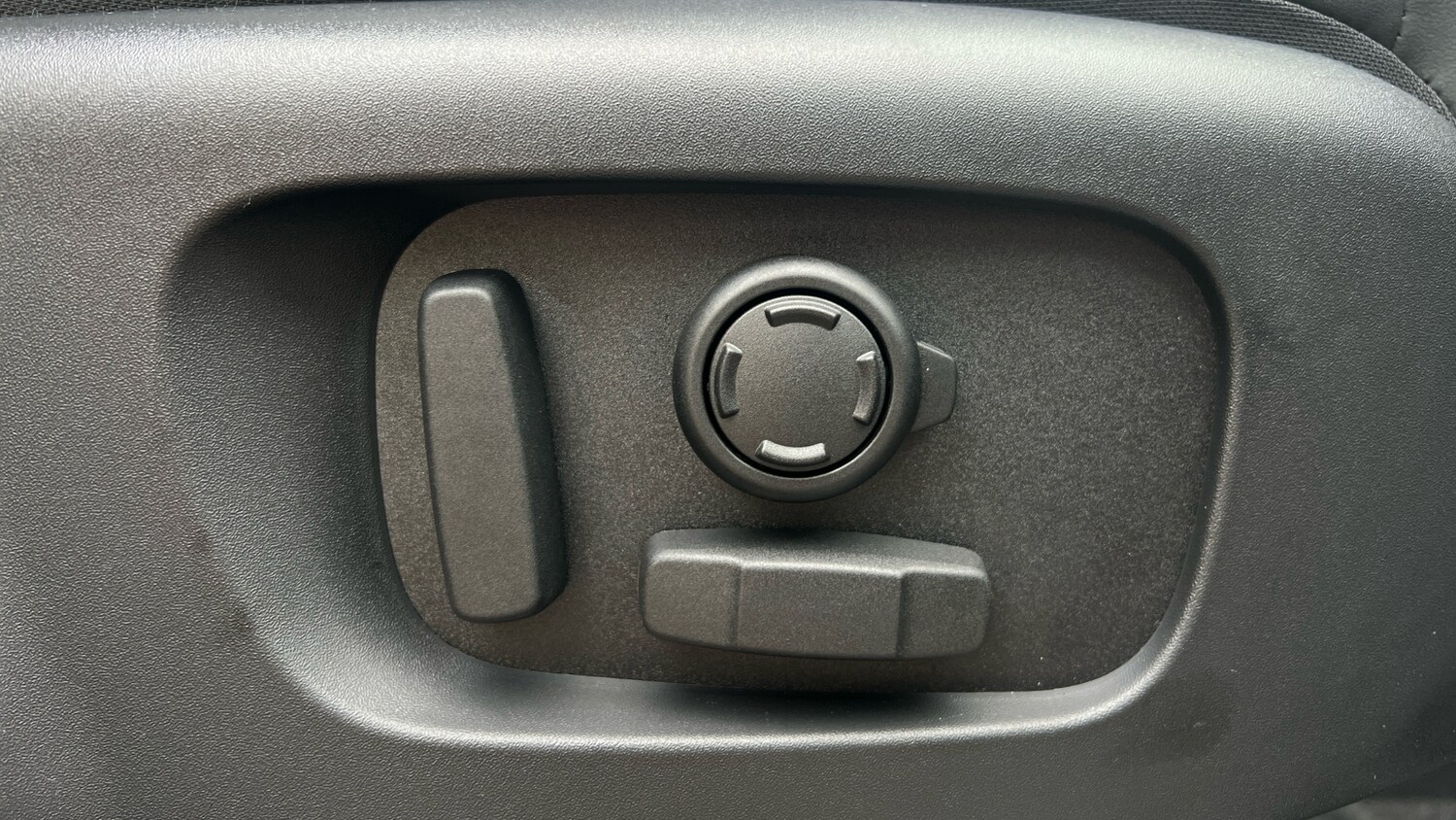 Used Land Rover Discovery for sale - 76387085: Photo 24