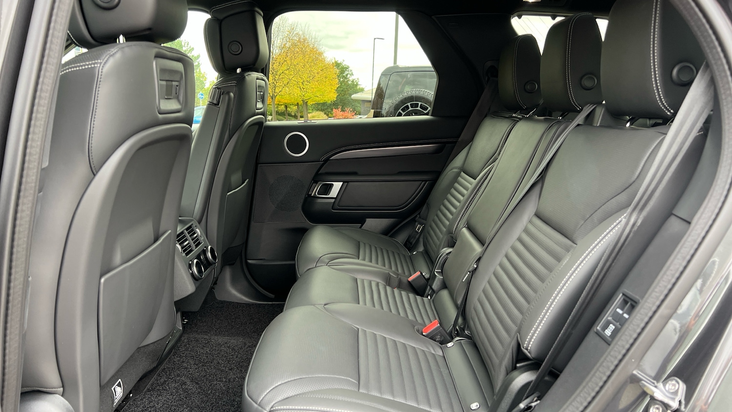 Used Land Rover Discovery for sale - 76387085: Photo 4