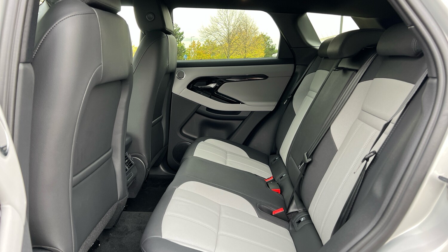 Used Land Rover Range Rover Evoque for sale - 76292924: Photo 4