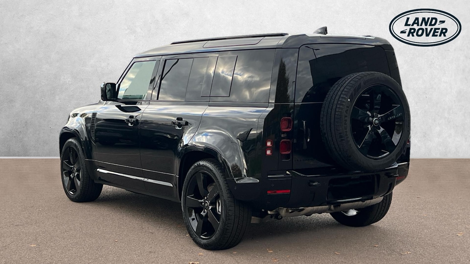 Used Land Rover Defender for sale - 76357514: Photo 2