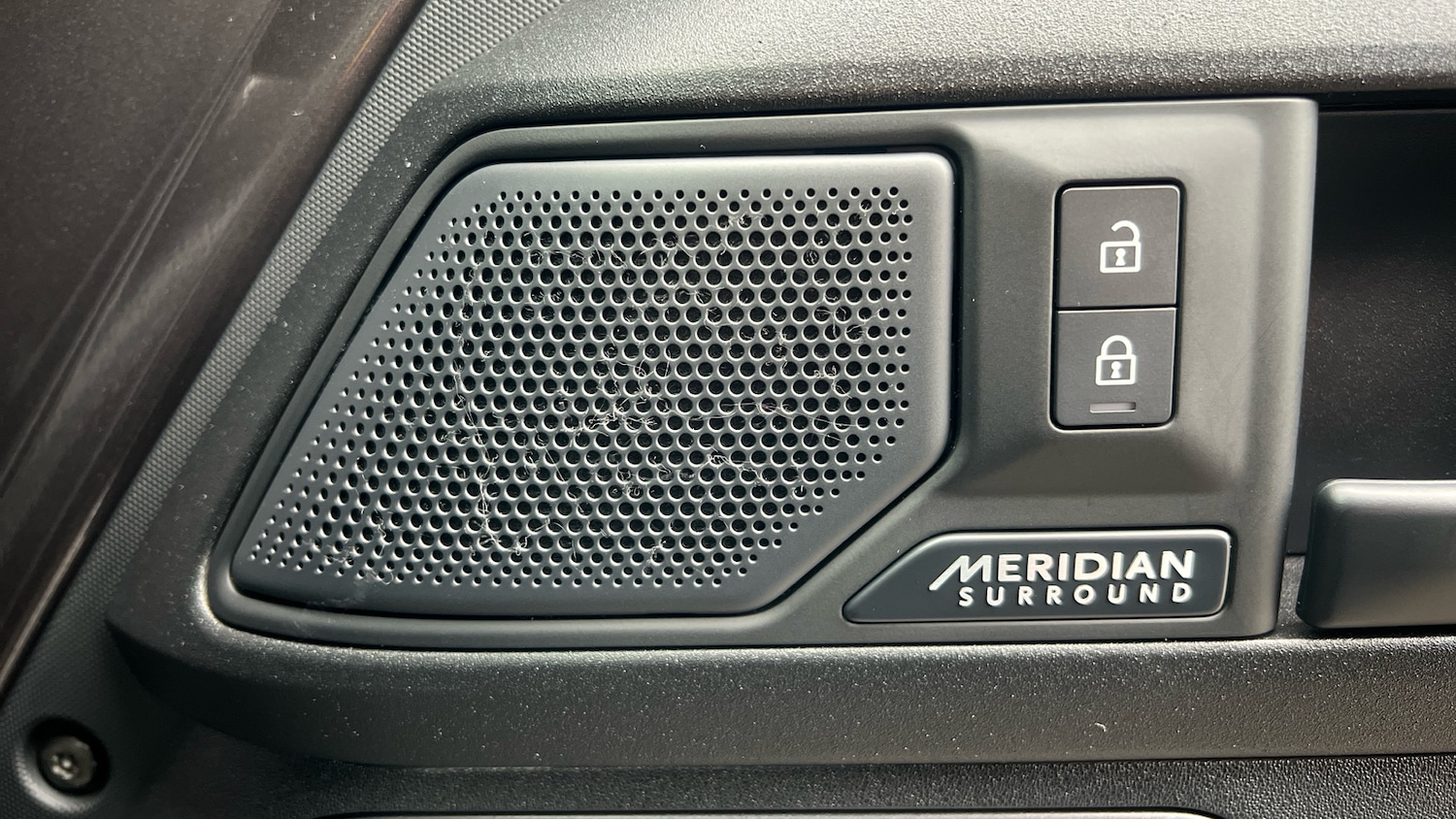 Used Land Rover Defender 2025 for sale - 77682044: Photo 25