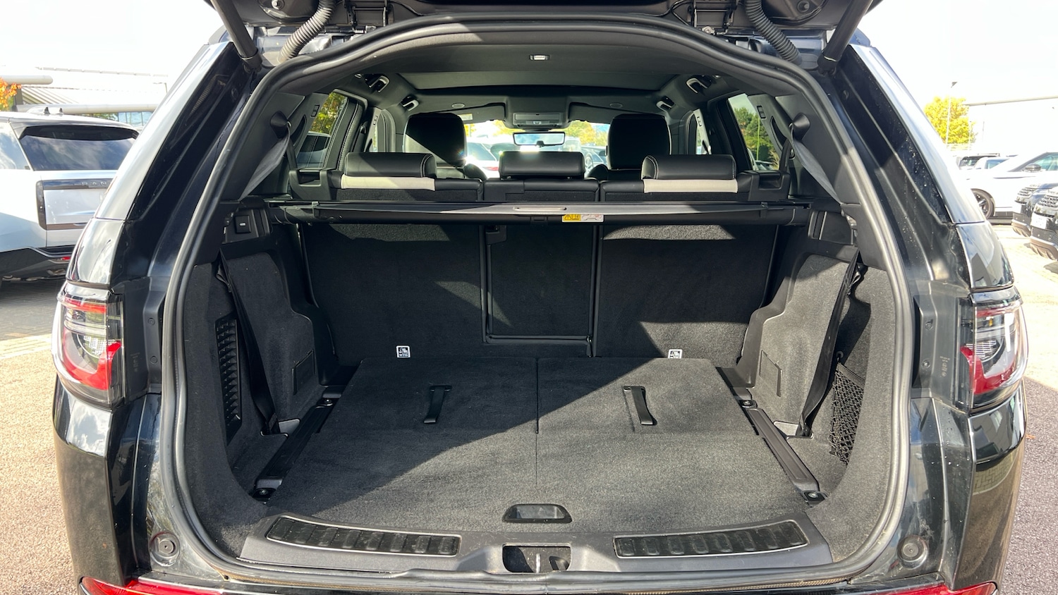 Used Land Rover Discovery Sport 2021 for sale - 76324928: Photo 10
