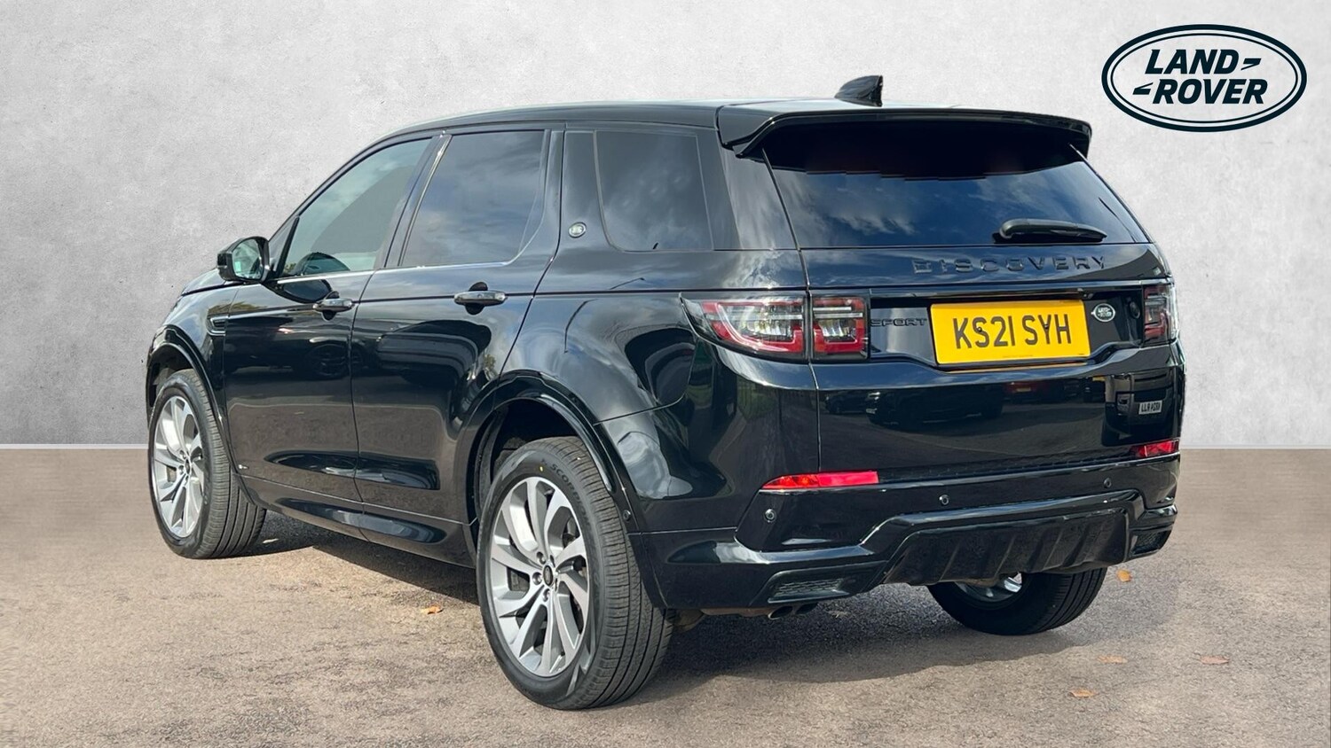 Used Land Rover Discovery Sport 2021 for sale - 76324928: Photo 2