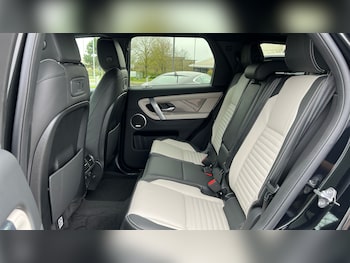 Used Land Rover Discovery Sport 2026 for sale - 78228892: Photo