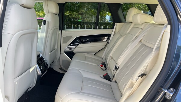 Used Land Rover Range Rover 2024 for sale - 76030165: Photo 4