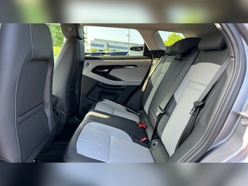 Used Land Rover Range Rover Evoque 2025 for sale - 77610410: Photo