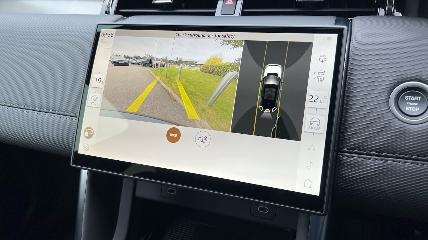 Used Land Rover Discovery Sport for sale - 76082123: Photo 12