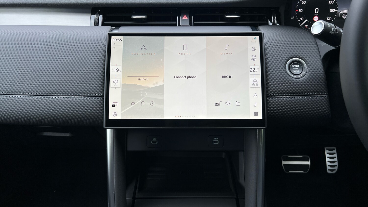 Used Land Rover Discovery Sport for sale - 76082123: Photo 14