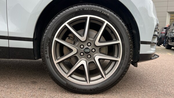 Used Land Rover Range Rover Velar 2023 for sale - 76030167: Photo 8