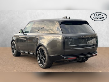 Used Land Rover Range Rover 2025 for sale - 76497149: Photo