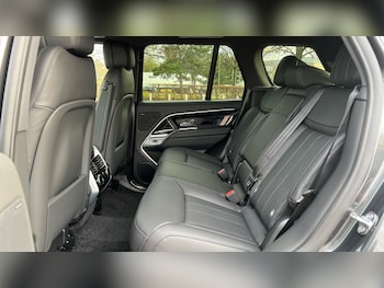 Used Land Rover Range Rover 2025 for sale - 76497149: Photo