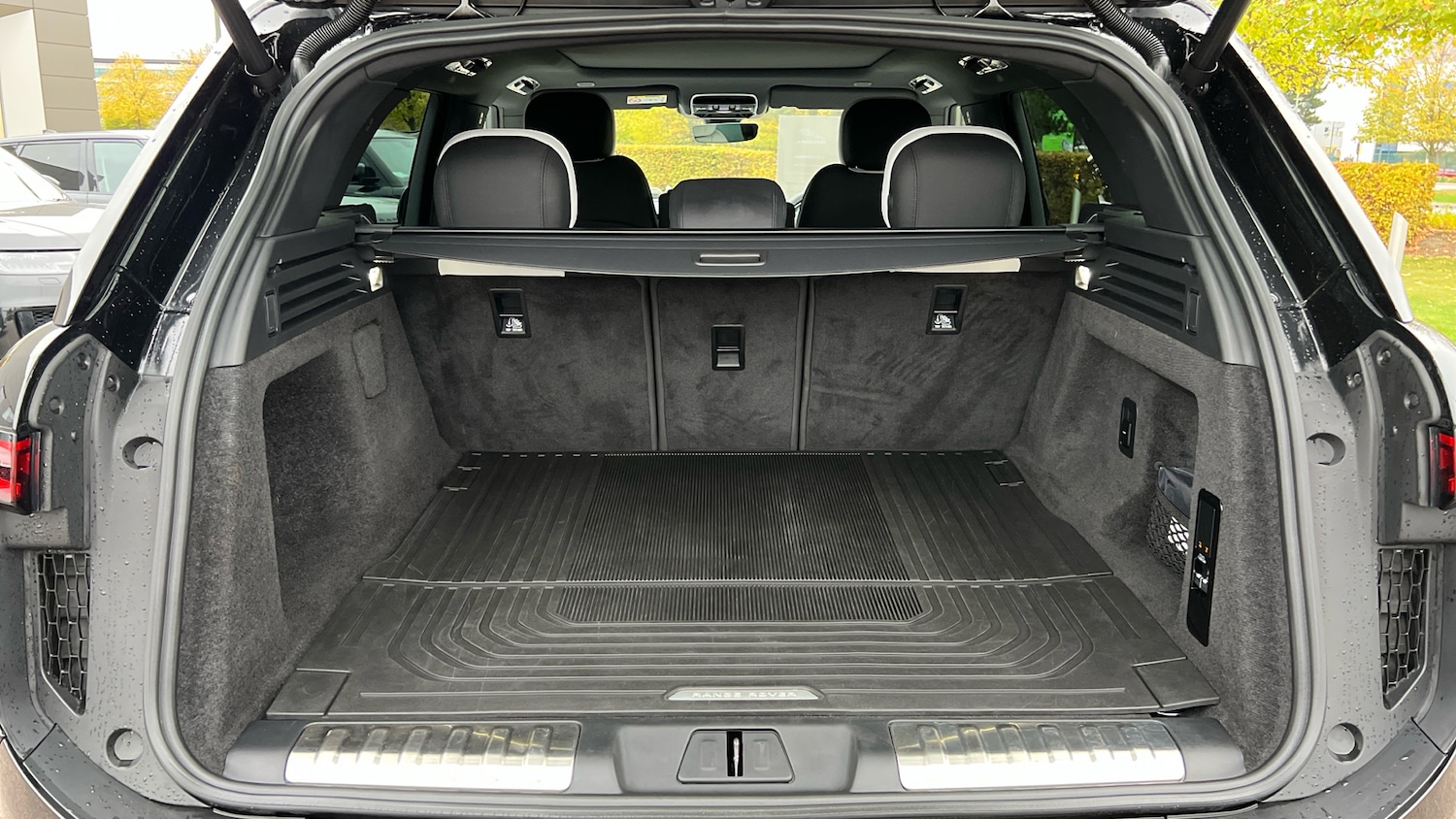 Used Land Rover Range Rover Sport 2024 for sale - 76305219: Photo 10