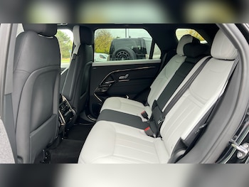 Used Land Rover Range Rover Sport 2024 for sale - 76305219: Photo