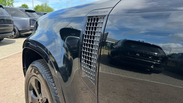 Used Land Rover Defender for sale - 74563192: Photo 20
