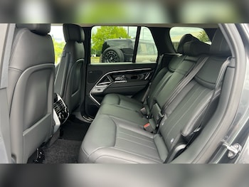 Used Land Rover Range Rover 2025 for sale - 75633084: Photo