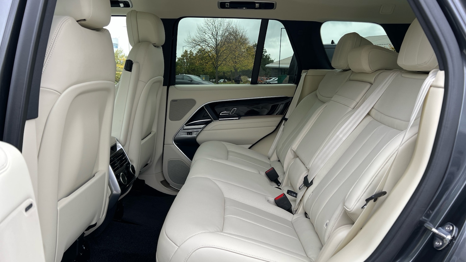 Used Land Rover Range Rover for sale - 76292922: Photo 4